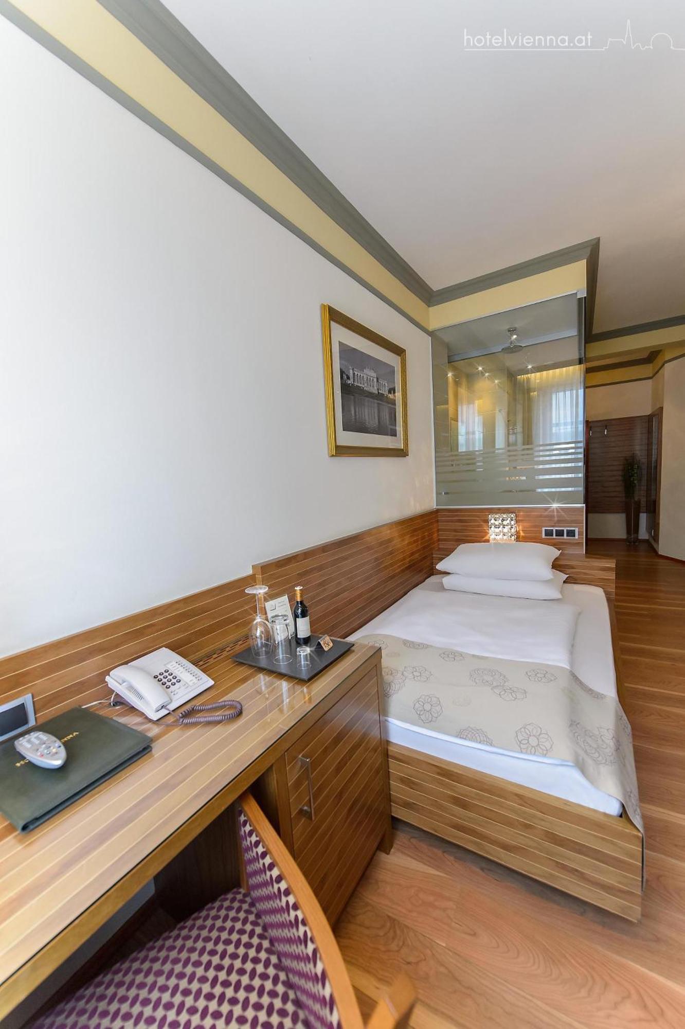 Hotel Vienna Beim Prater Bilik gambar